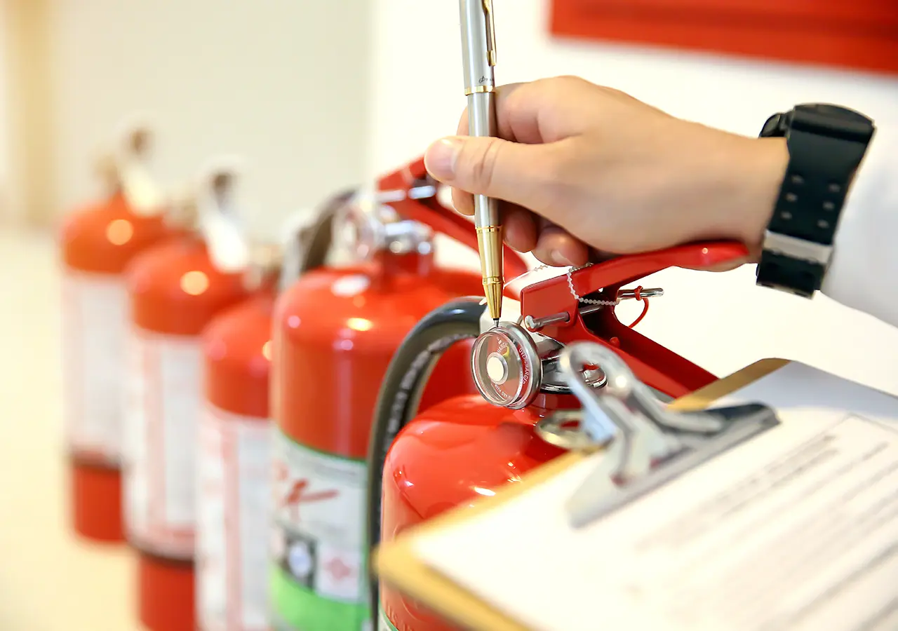 定期点検・整備はプロにお任せください